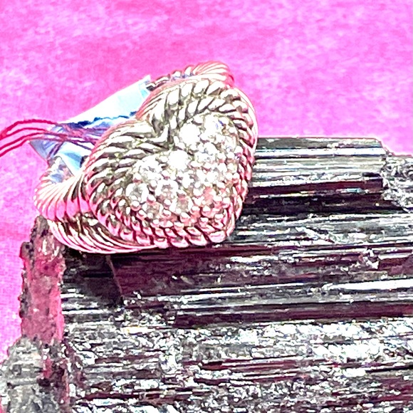 Judith Ripka Sterling Heart Ring sz 8! - Picture 2 of 9